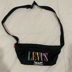 Levi’s Sling Bag
